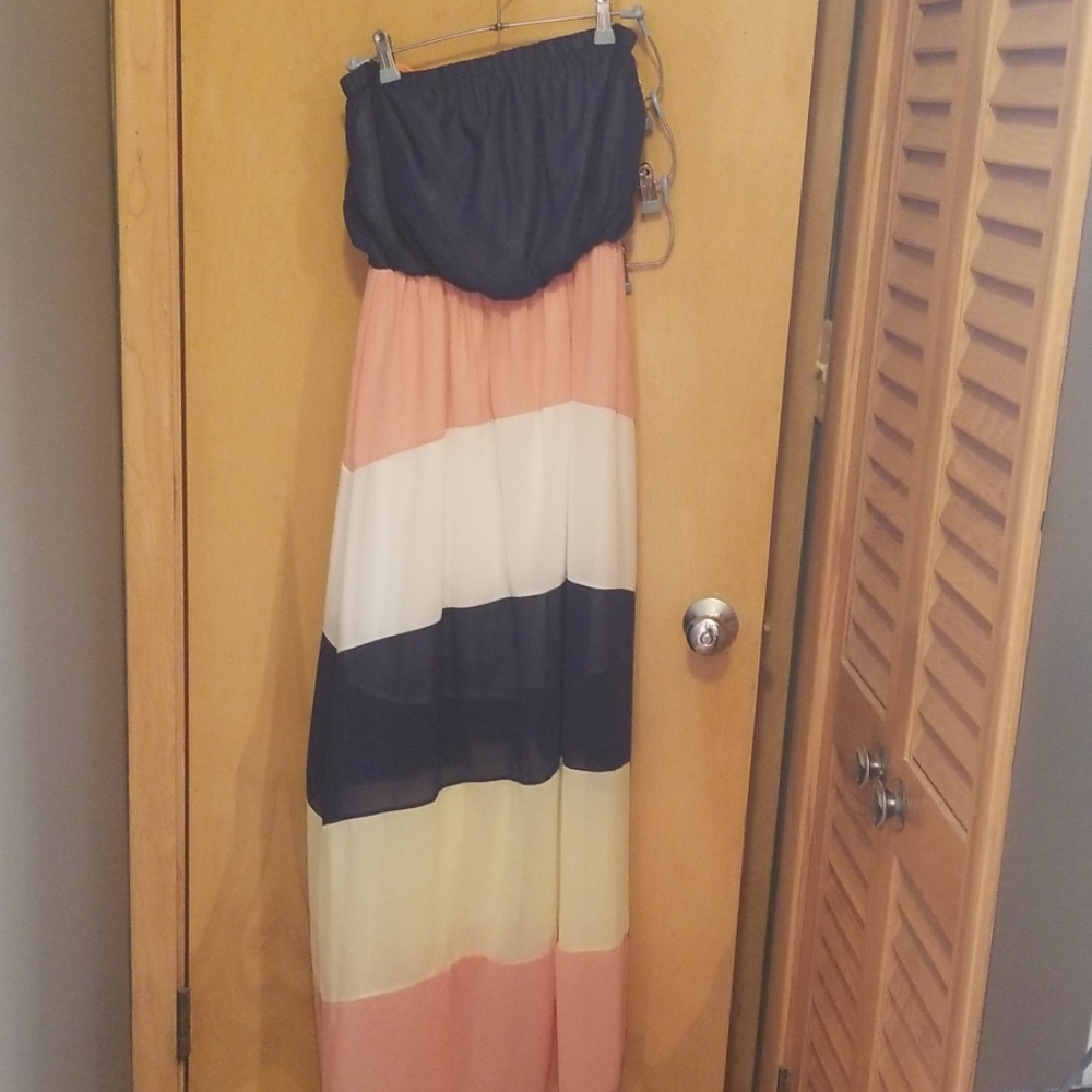 Maxi dress